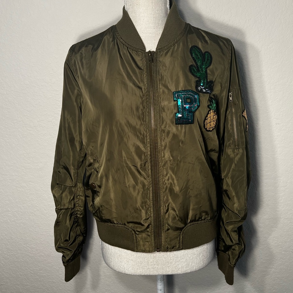 Forever 21 Army green Pineapple Cactus sequin bomber jacket size small